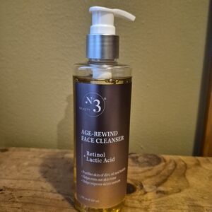 No.3 Beauty Age-Rewind Face Cleanser
